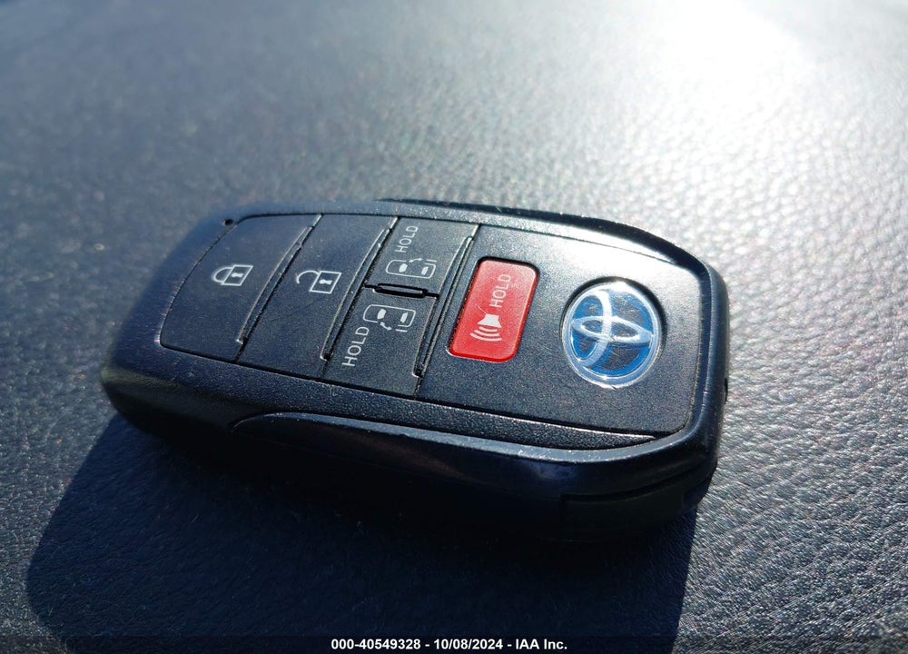 2021 TOYOTA SIENNA LE VIN: 5TDKRKEC4MS074294