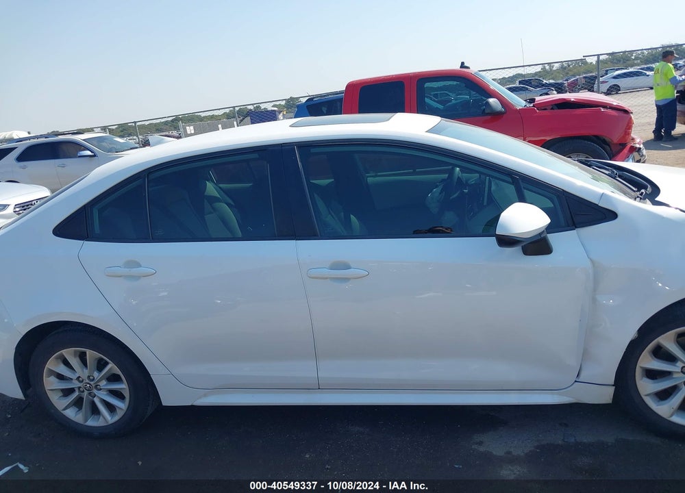2020 TOYOTA COROLLA LE VIN: 5YFHPRAE7LP015912