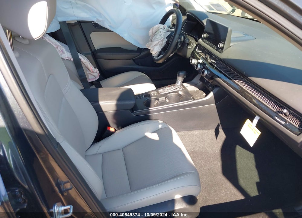 2024 HONDA CIVIC EX-L VIN: 19XFL1H74RE000127