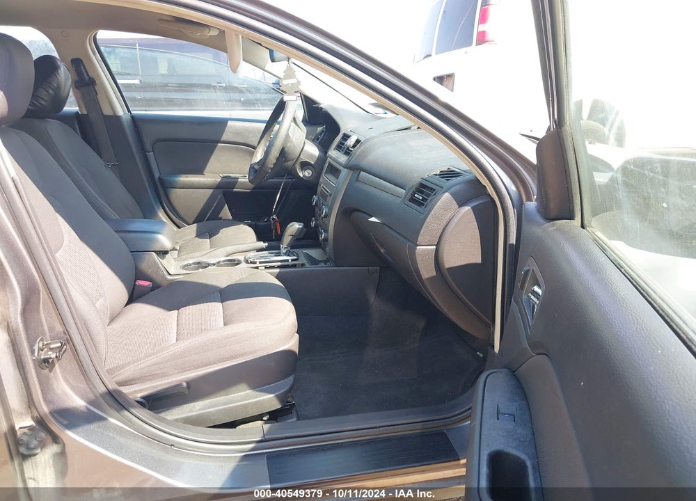 2010 FORD FUSION SE VIN: 3FAHP0HA4AR220888
