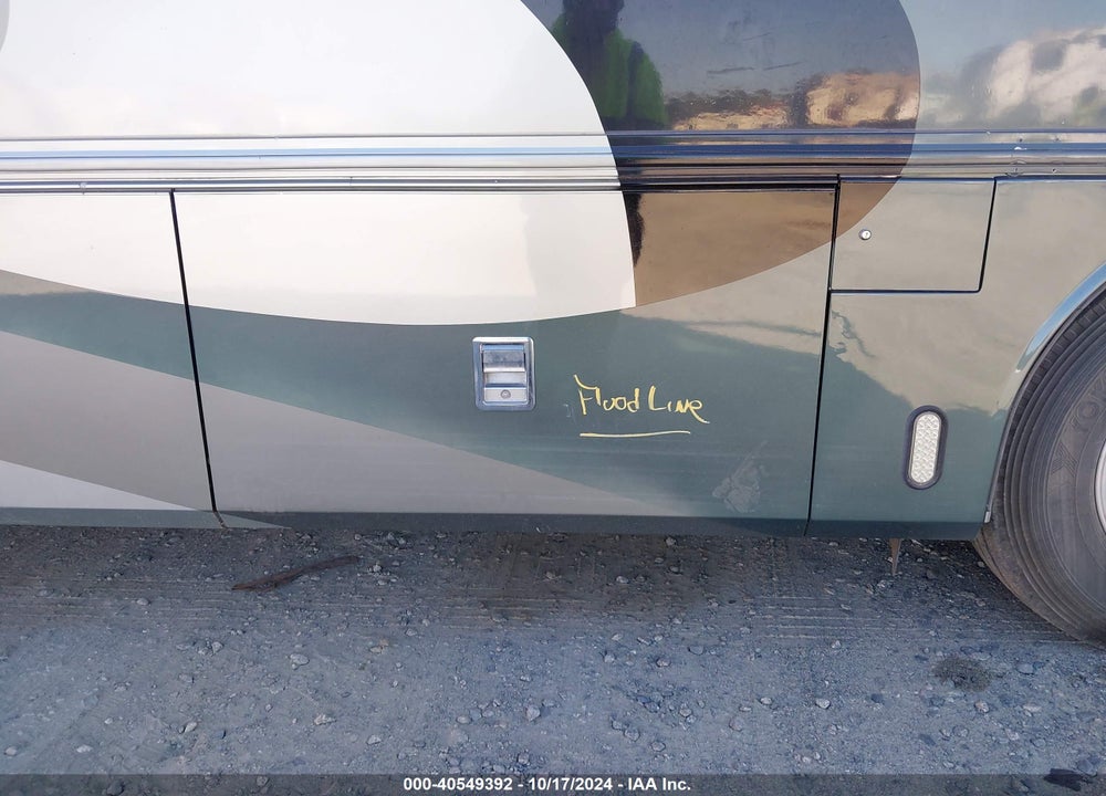 2002 AMERICAN DREAM MOTORHOME VIN: 4VZBR49982C041323