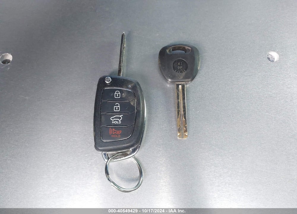 2016 HYUNDAI SONATA SE VIN: 5NPE24AF5GH383781