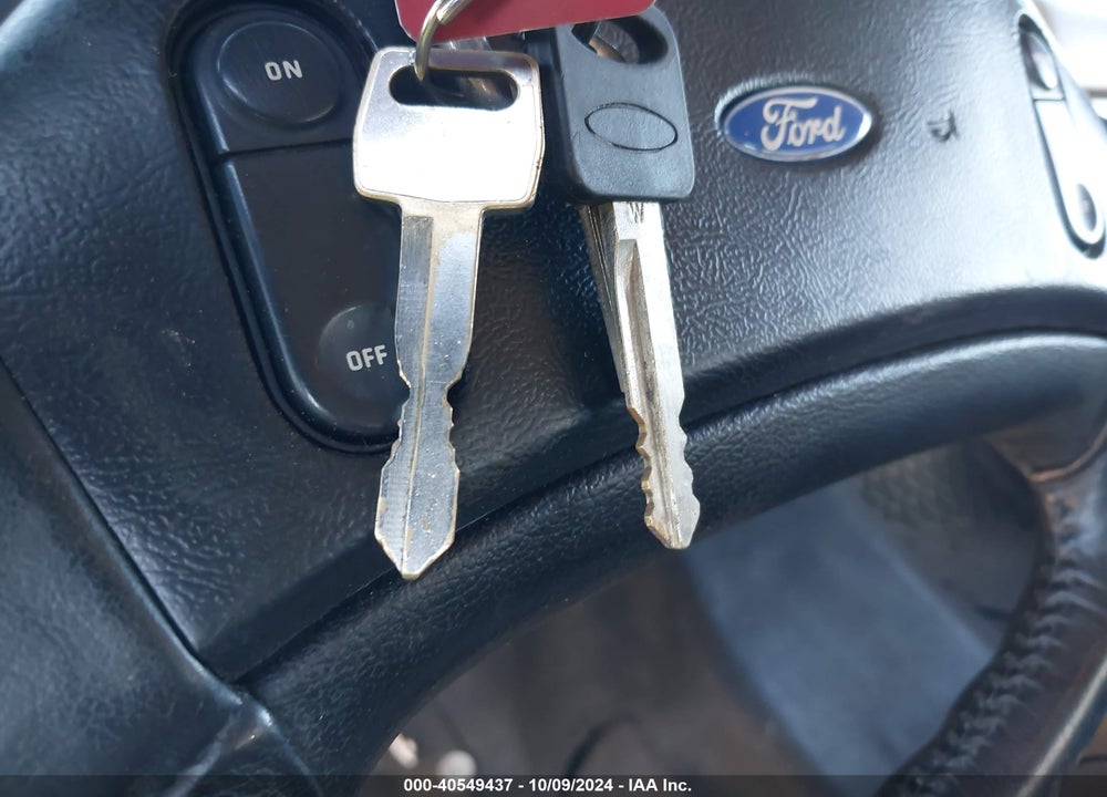1995 FORD BRONCO U100 VIN: 1FMEU15N6SLA72385