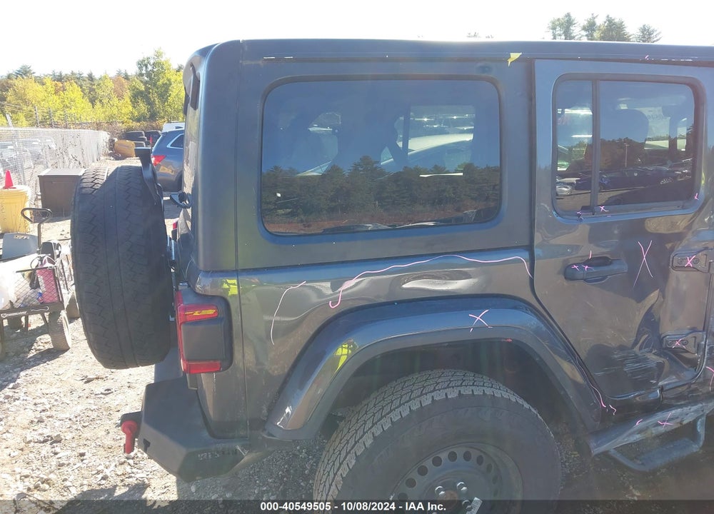 2018 JEEP WRANGLER UNLIMITED SAHARA 4X4 VIN: 1C4HJXEG6JW209336