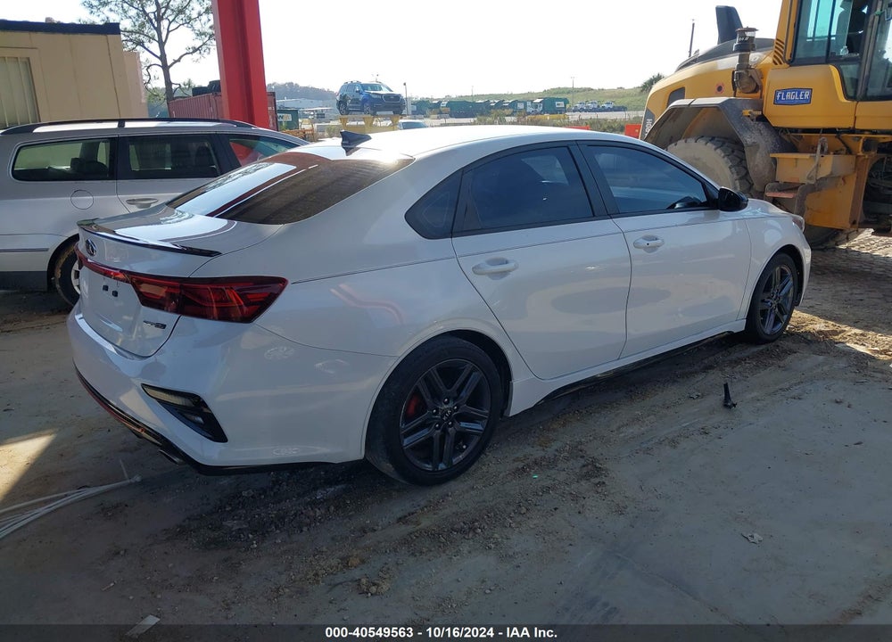 2021 KIA FORTE GT LINE VIN: 3KPF34ADXME337086