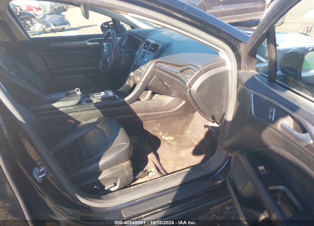2017 FORD FUSION SE VIN: 3FA6P0H95HR130916