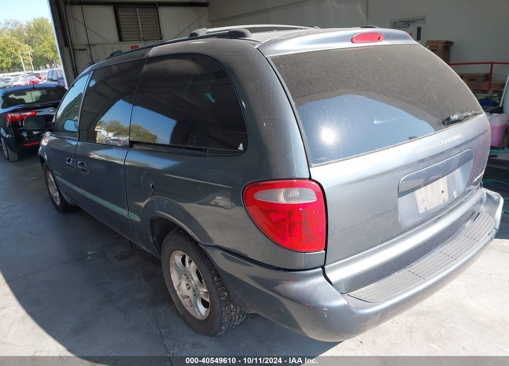 2001 DODGE GRAND CARAVAN SPORT VIN: 2B8GP44G21R170789