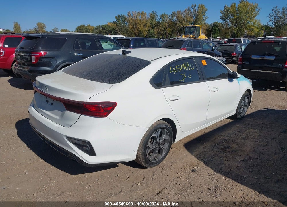 2020 KIA FORTE LXS VIN: 3KPF24AD2LE261932