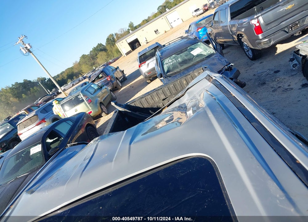 2024 GMC SIERRA 2500HD 4WD STANDARD BED AT4 VIN: 1GT49PE75RF360574