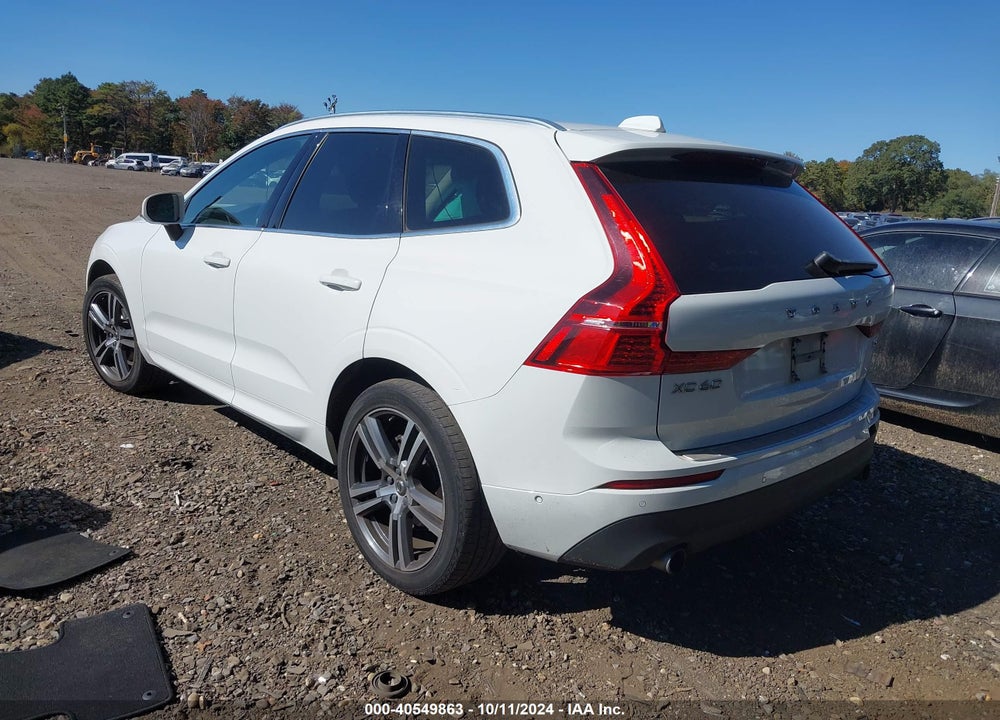 2019 VOLVO XC60 T5 MOMENTUM VIN: LYV102RK9KB218979
