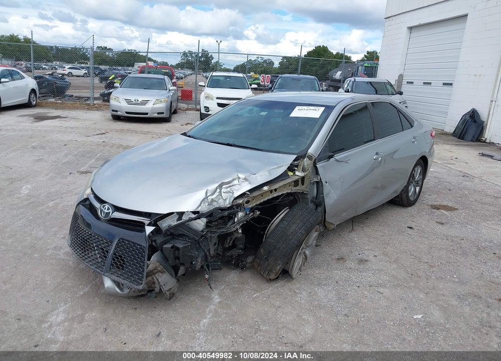 2015 TOYOTA CAMRY SE VIN: 4T1BF1FK2FU490900