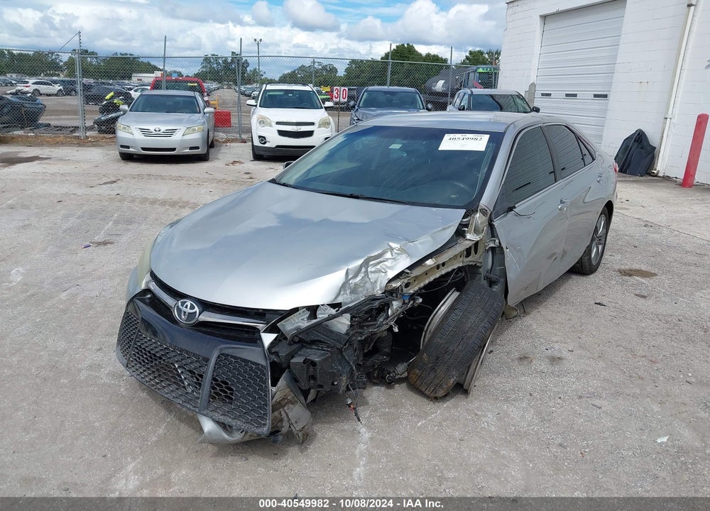 2015 TOYOTA CAMRY SE VIN: 4T1BF1FK2FU490900