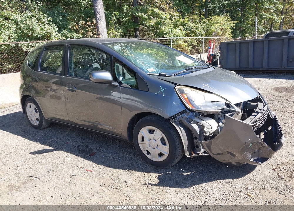 2013 HONDA FIT VIN: JHMGE8G38DC007957