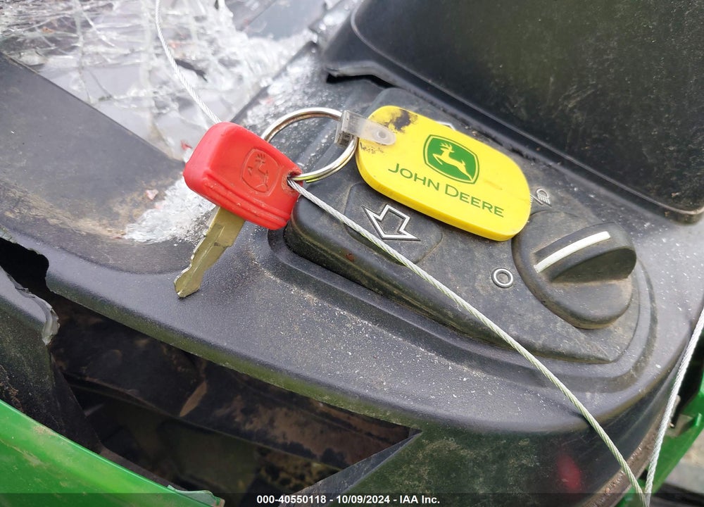 2019 JOHN DEERE 3025E TRACTOR VIN: 1P0300EXAKX083071