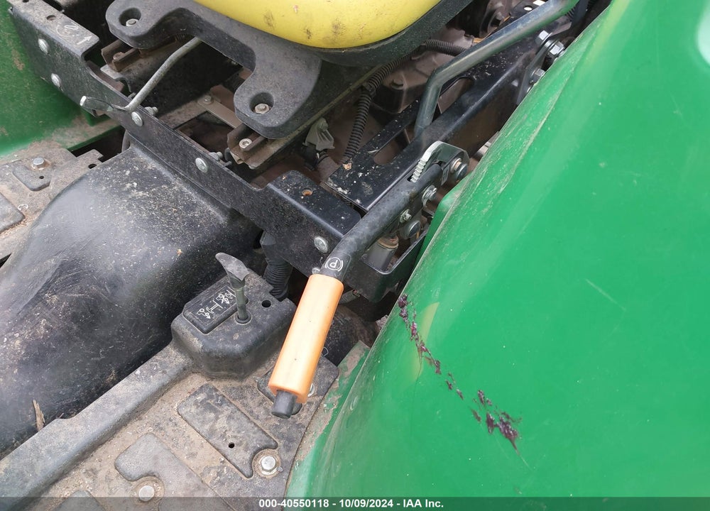 2019 JOHN DEERE 3025E TRACTOR VIN: 1P0300EXAKX083071