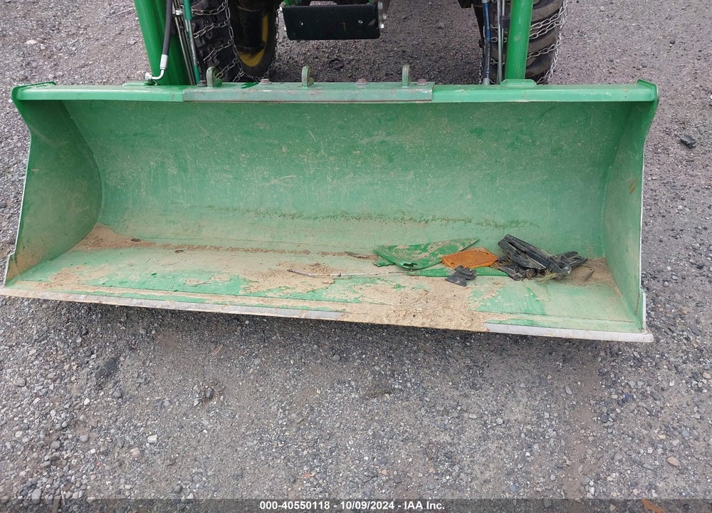 2019 JOHN DEERE 3025E TRACTOR VIN: 1P0300EXAKX083071