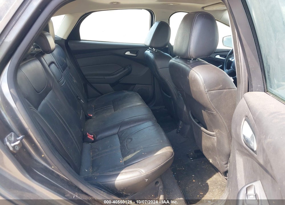 2013 FORD FOCUS SE VIN: 1FADP3K28DL337040