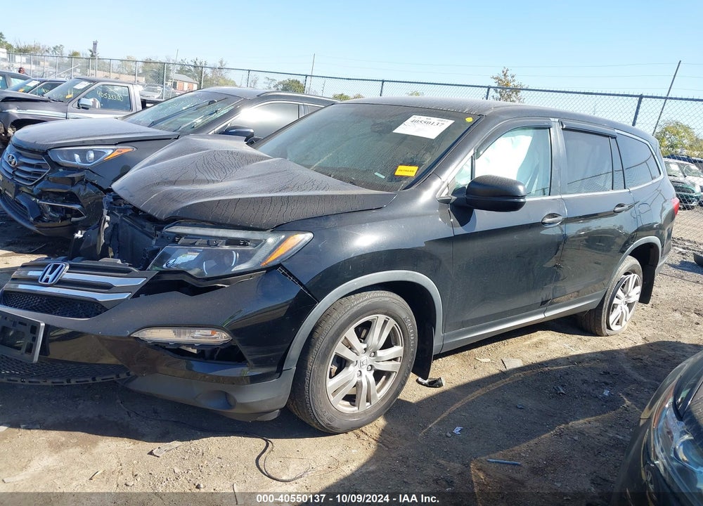 2018 HONDA PILOT LX VIN: 5FNYF6H13JB001888