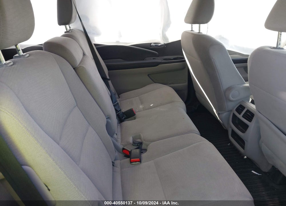 2018 HONDA PILOT LX VIN: 5FNYF6H13JB001888