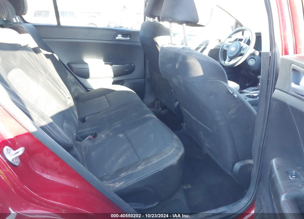 2018 KIA SPORTAGE LX VIN: KNDPM3AC8J7477491