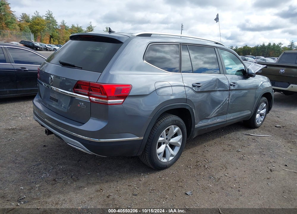 2018 VOLKSWAGEN ATLAS 3.6L V6 SEL VIN: 1V2MR2CA5JC561123