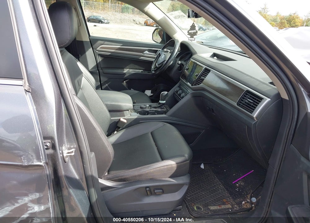2018 VOLKSWAGEN ATLAS 3.6L V6 SEL VIN: 1V2MR2CA5JC561123