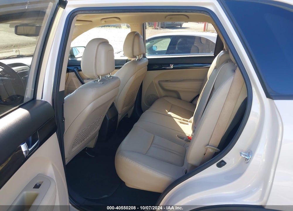 2011 KIA SORENTO EX V6 VIN: 5XYKUDA2XBG042208