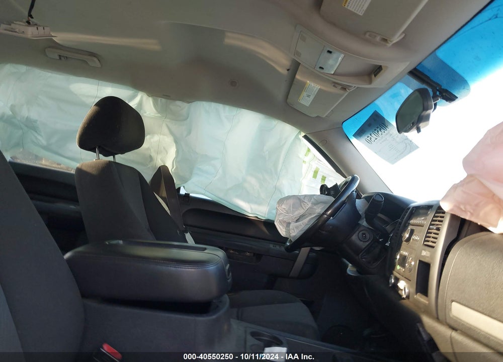 2011 CHEVROLET SILVERADO 1500 LT VIN: 3GCPCSE08BG200116