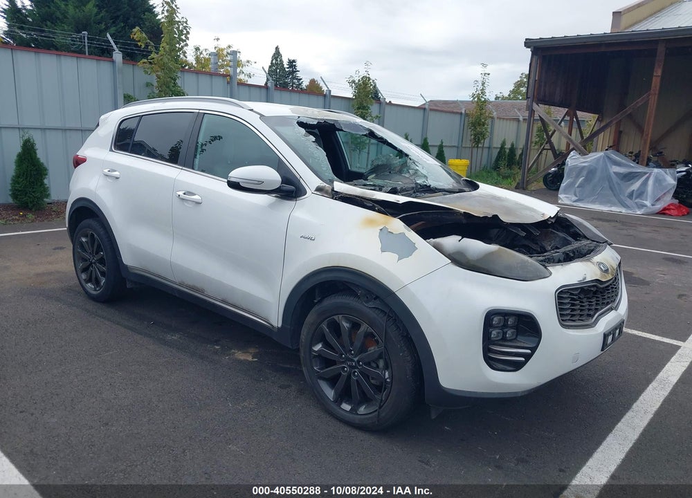 2018 KIA SPORTAGE EX VIN: KNDPNCAC5J7442808