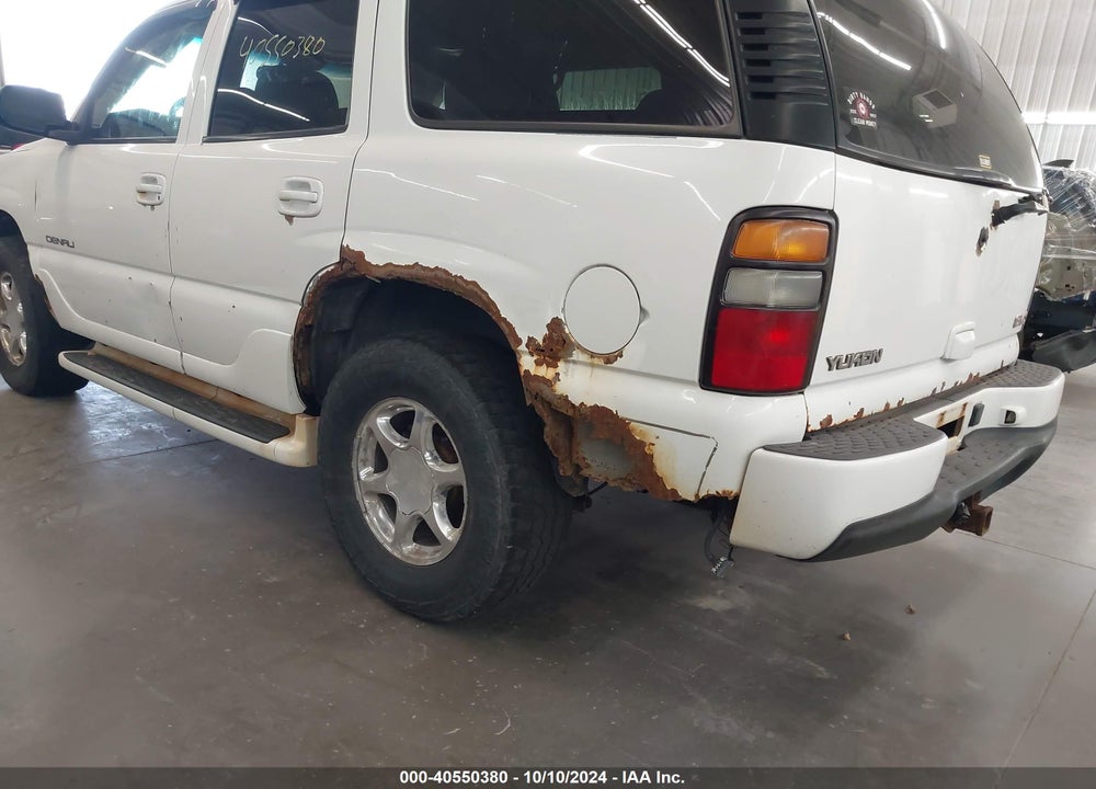 2006 GMC YUKON DENALI VIN: 1GKEK63U26J129320
