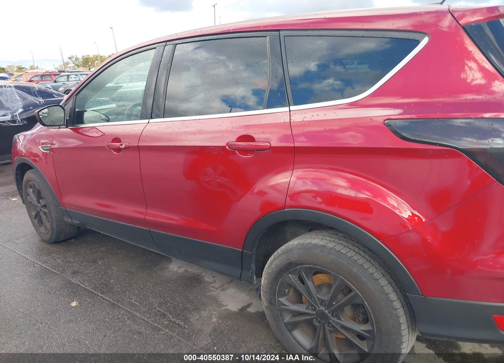 2017 FORD ESCAPE SE VIN: 1FMCU0GDXHUE57098