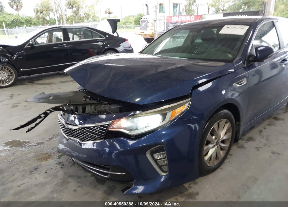 2018 KIA OPTIMA VIN: 5XXGT4L36JG191202