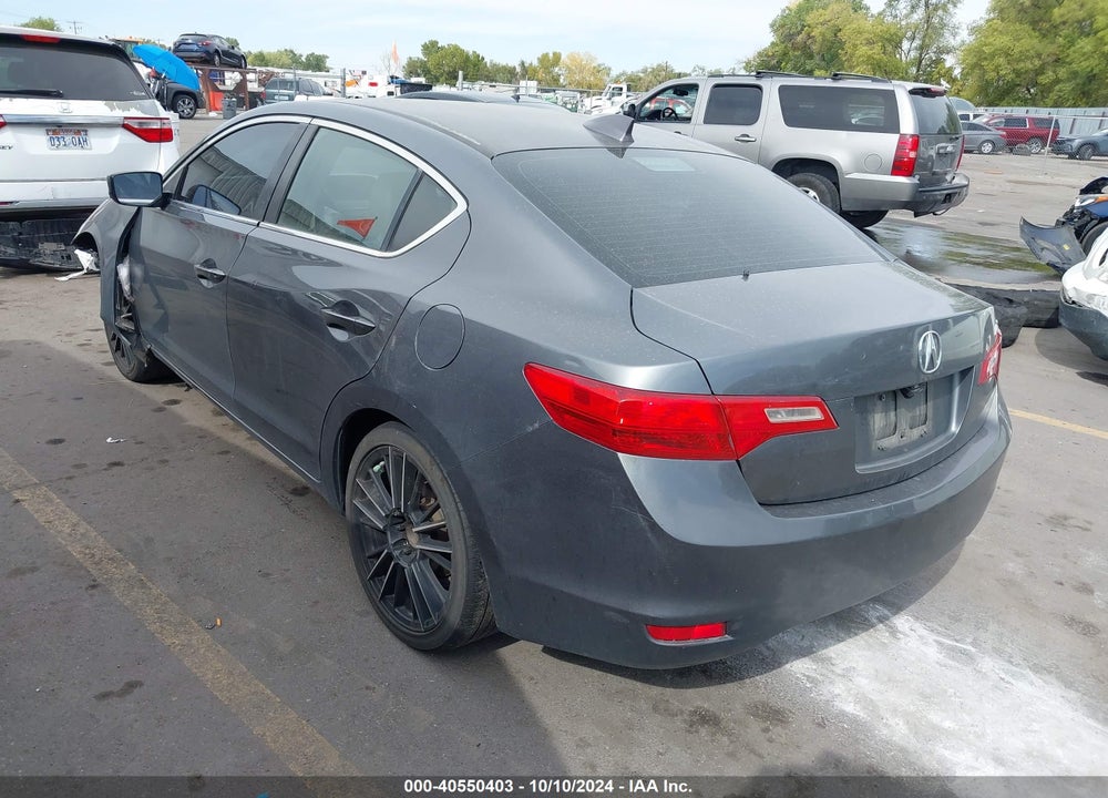 2013 ACURA ILX 2.0L VIN: 19VDE1F56DE019590