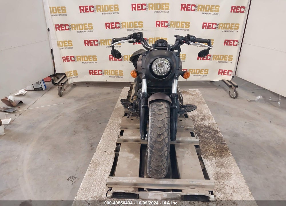 2019 INDIAN MOTORCYCLE CO. SCOUT BOBBER ABS VIN: 56KMTA00XK3141104