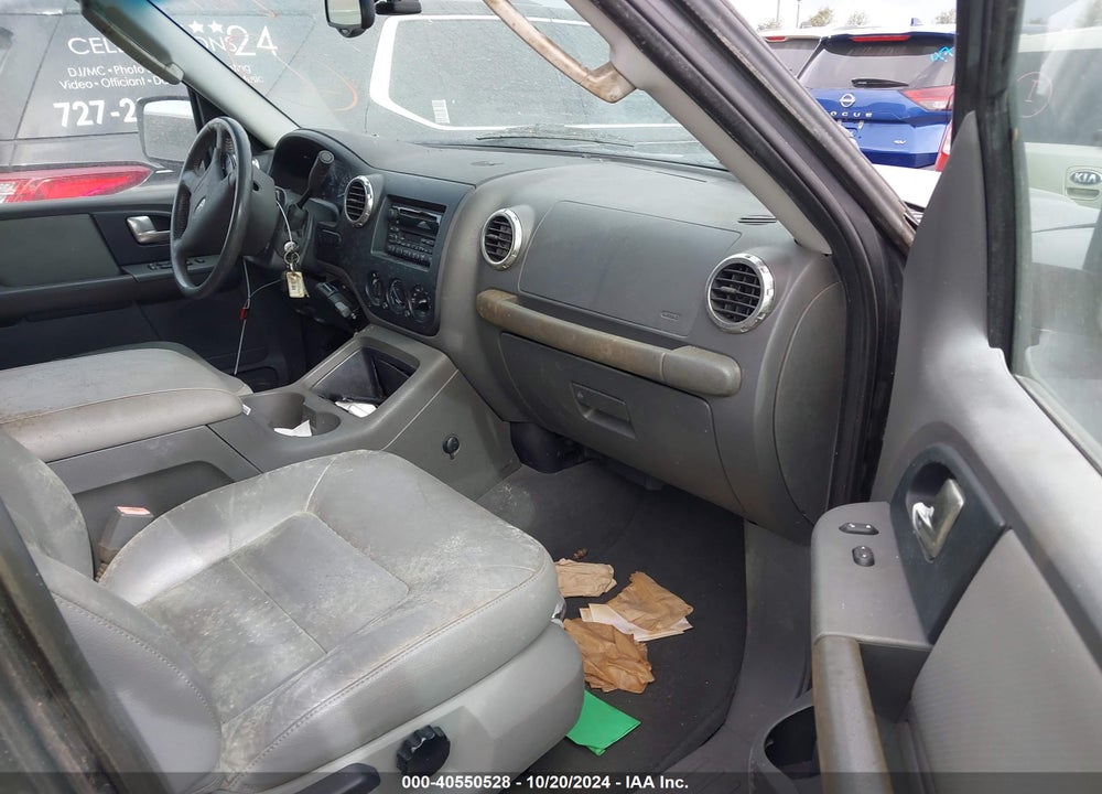2003 FORD EXPEDITION XLT VIN: 1FMRU15W33LA82142