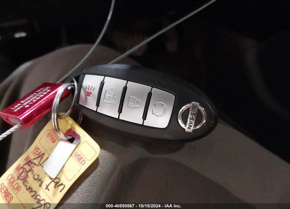 2017 NISSAN ROGUE SV VIN: 5N1AT2MV4HC799865