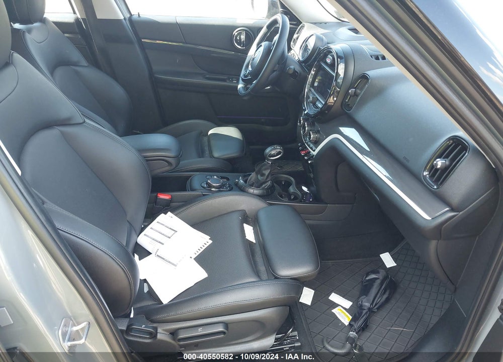 2017 MINI COUNTRYMAN COOPER S VIN: WMZYT5C39H3B66978