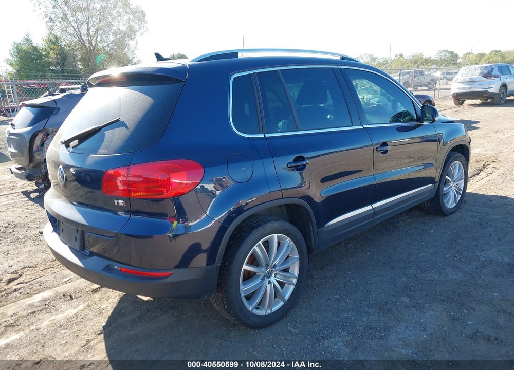 2016 VOLKSWAGEN TIGUAN SE VIN: WVGAV7AX0GW567371