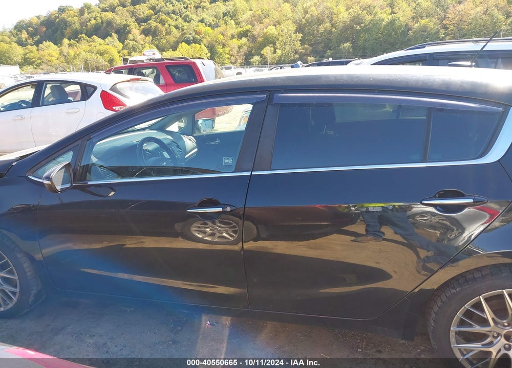 2016 KIA FORTE EX VIN: KNAFX5A82G5627736