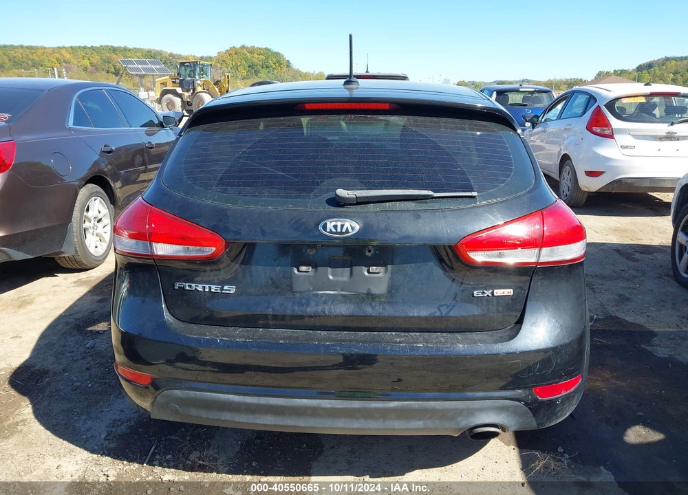 2016 KIA FORTE EX VIN: KNAFX5A82G5627736