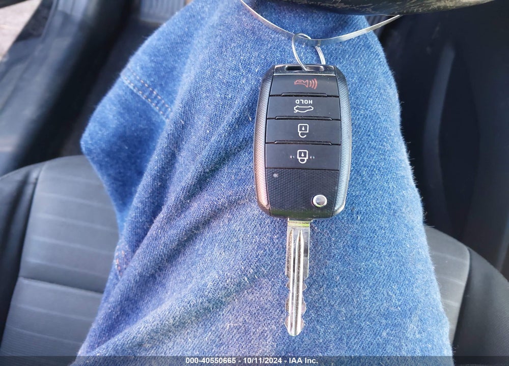 2016 KIA FORTE EX VIN: KNAFX5A82G5627736