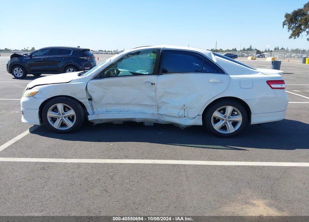 2011 TOYOTA CAMRY SE VIN: 4T1BF3EK9BU749664