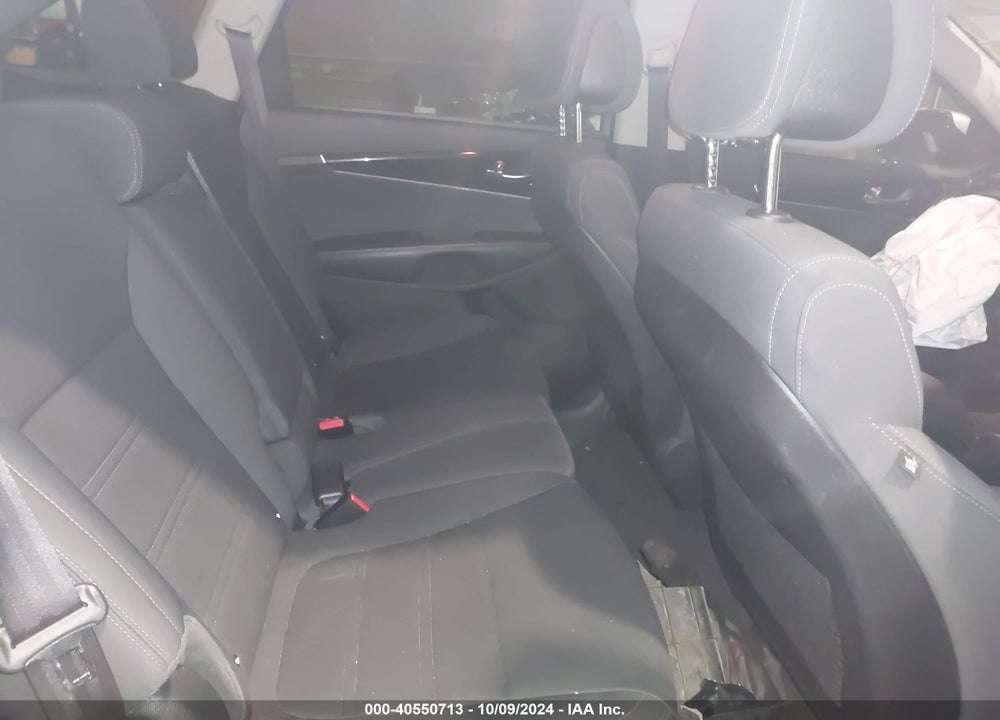 2016 KIA SORENTO 2.4L LX VIN: 5XYPGDA37GG029591
