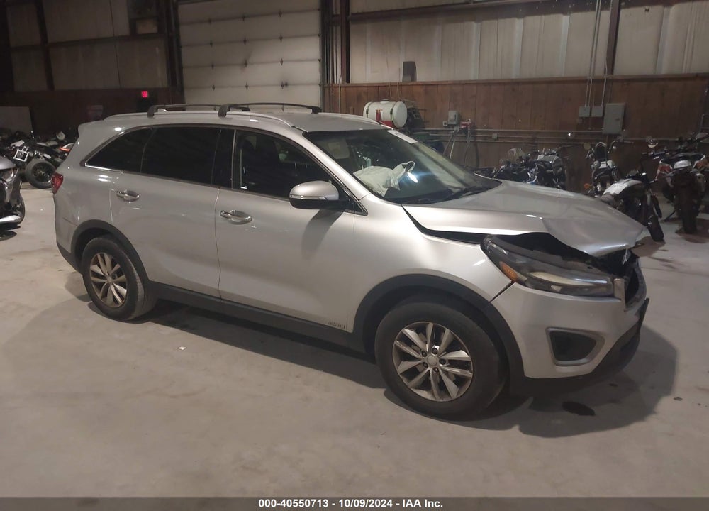 2016 KIA SORENTO 2.4L LX VIN: 5XYPGDA37GG029591