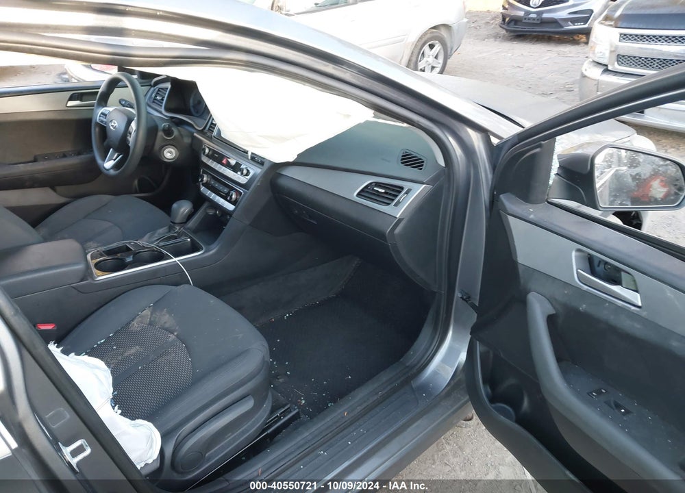2019 HYUNDAI SONATA SE VIN: 5NPE24AF3KH743946