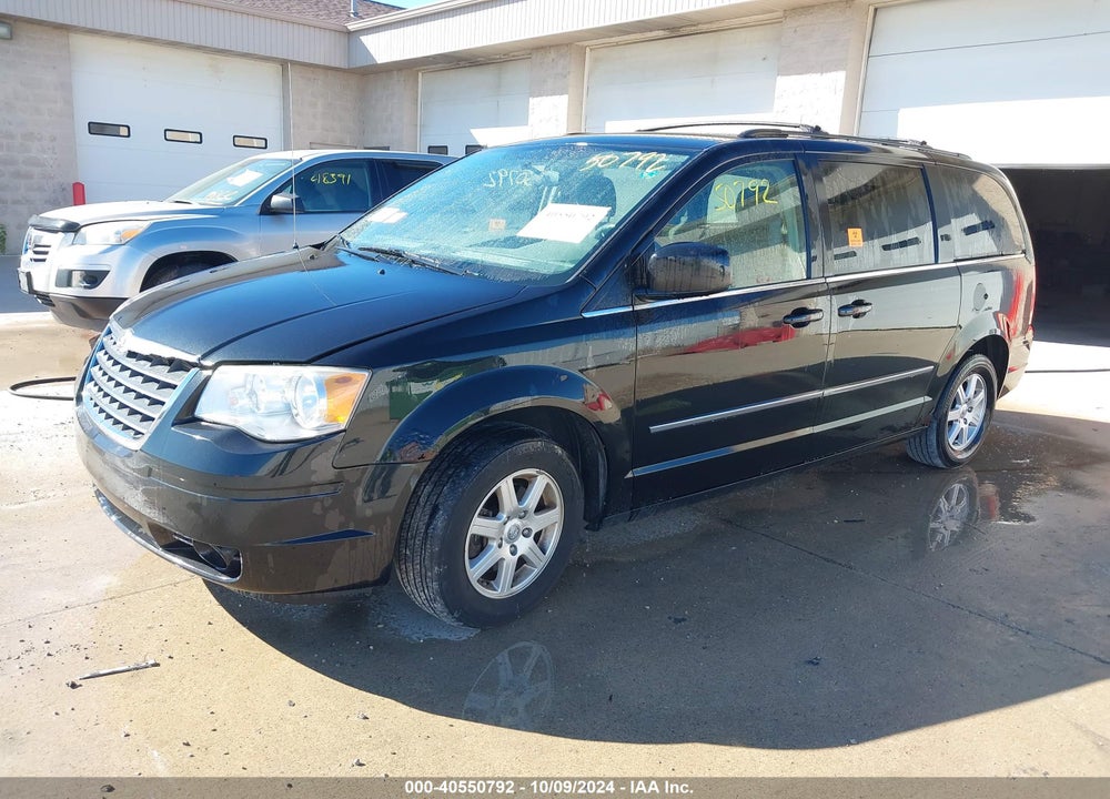 2010 CHRYSLER TOWN & COUNTRY TOURING VIN: 2A4RR5D15AR112873