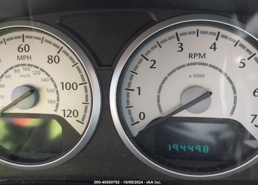 2010 CHRYSLER TOWN & COUNTRY TOURING VIN: 2A4RR5D15AR112873