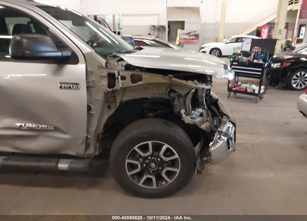 2016 TOYOTA TUNDRA SR5 5.7L V8 VIN: 5TFUY5F17GX499923