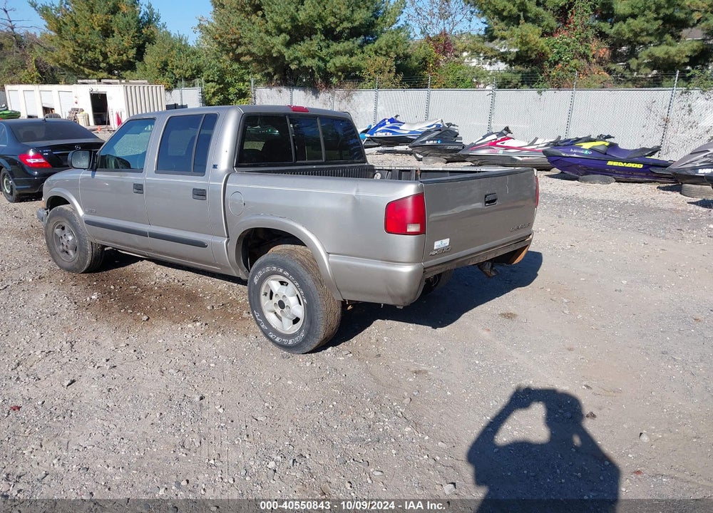 2002 CHEVROLET S-10 LS VIN: 1GCDT13W62K189419