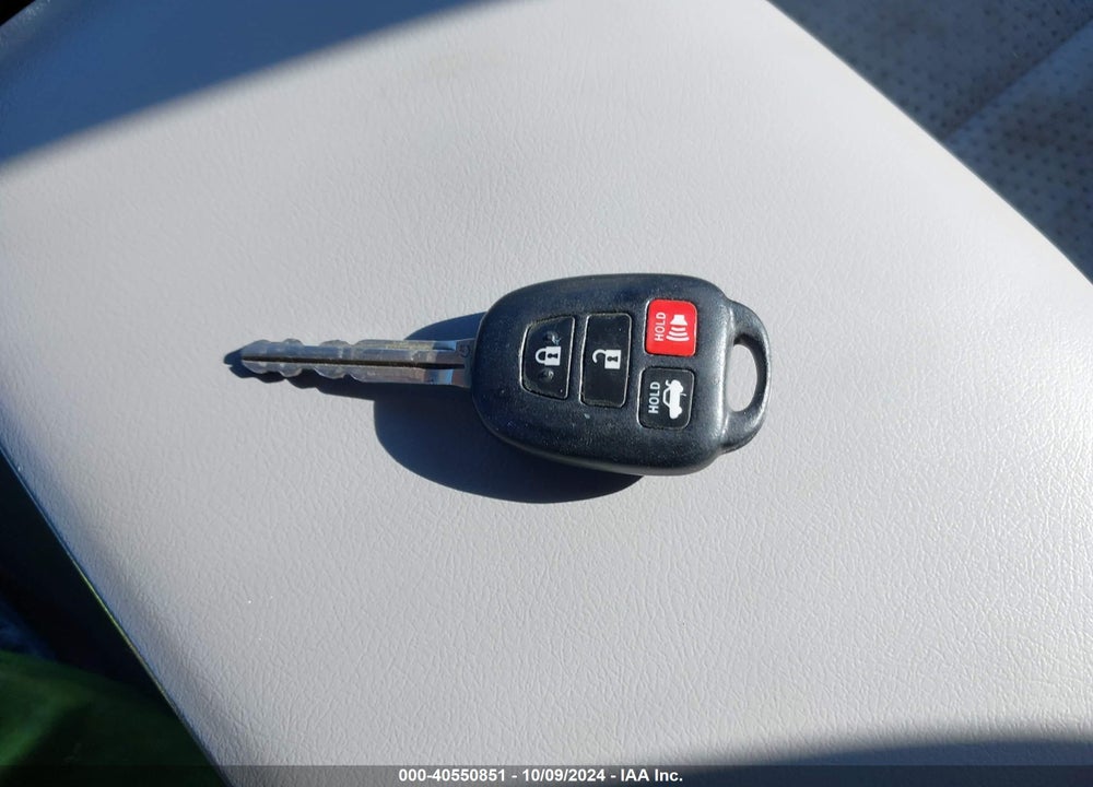 2013 TOYOTA CAMRY LE VIN: 4T1BF1FK5DU211484